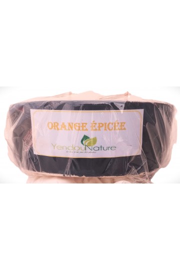 BOUGIE ENTREMET AU PARFUM D'ORANGE ÉPICÉE -180 gr -