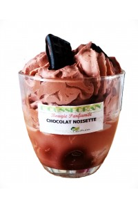 BOUGIE A THEME PARUMEE CHOCOLAT NOISETTE - 200 gr.